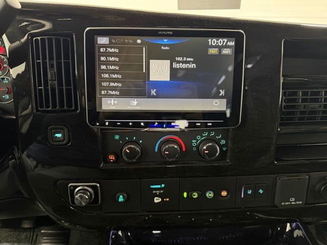 New 2026 Chevrolet Express 2500 Extended image 19