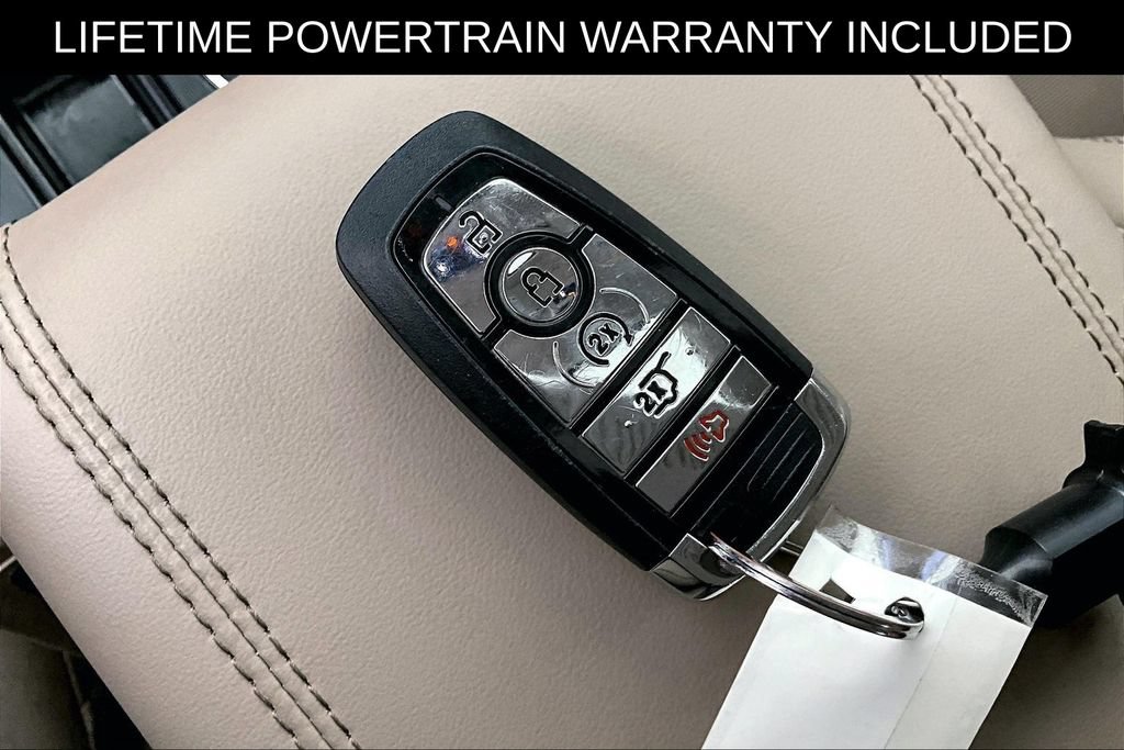 Used 2024 Lincoln Corsair Grand Touring w/ Equipment Group 301A AWD/4WD image 13
