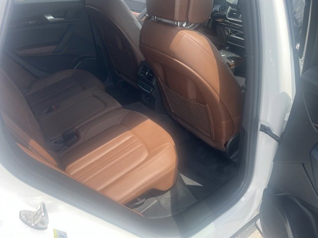 Used 2020 Audi Q5 2.0T Premium w/ Convenience Package image 33
