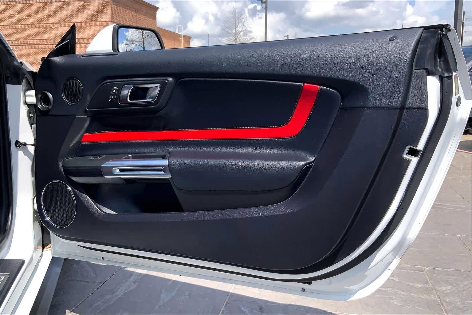 Used 2019 Ford Mustang GT Premium w/ Equipment Group 401A RWD image 22