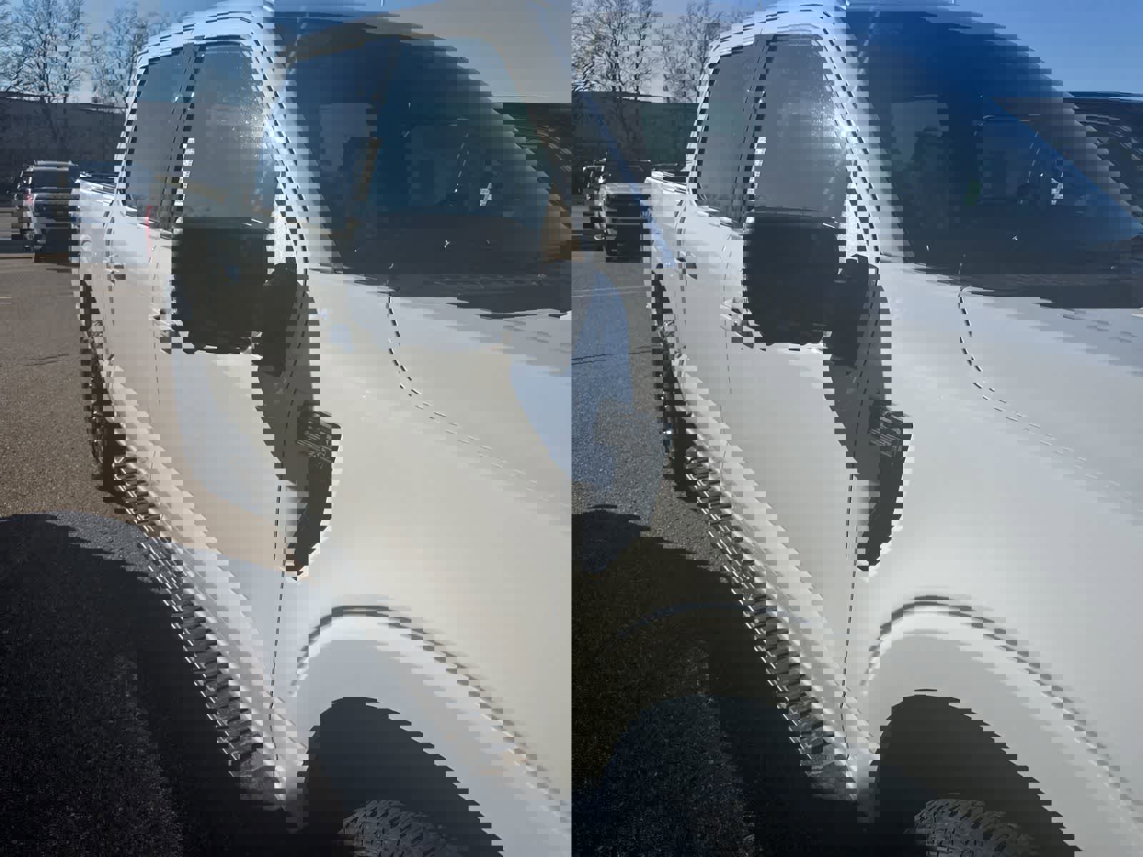 New 2026 Ford F150 XLT w/ Equipment Group 302A MID image 14