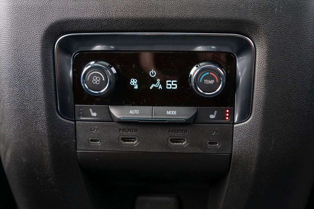 New 2026 Chevrolet Suburban High Country image 42