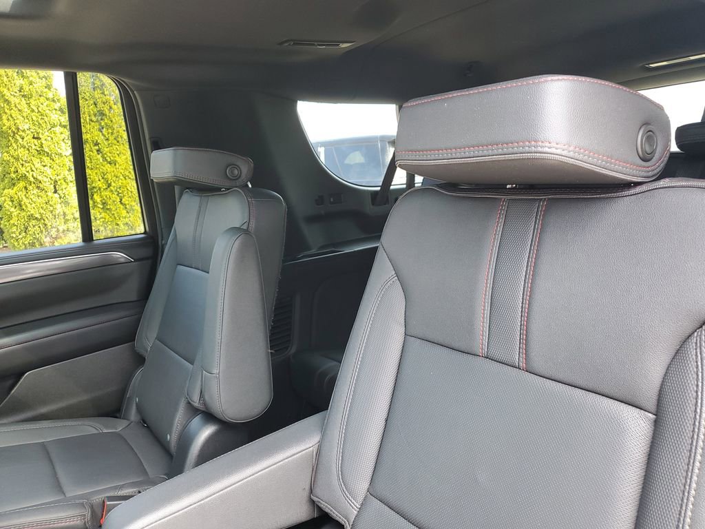 Certified 2023 Chevrolet Suburban RST w/ Luxury Package AWD/4WD image 34