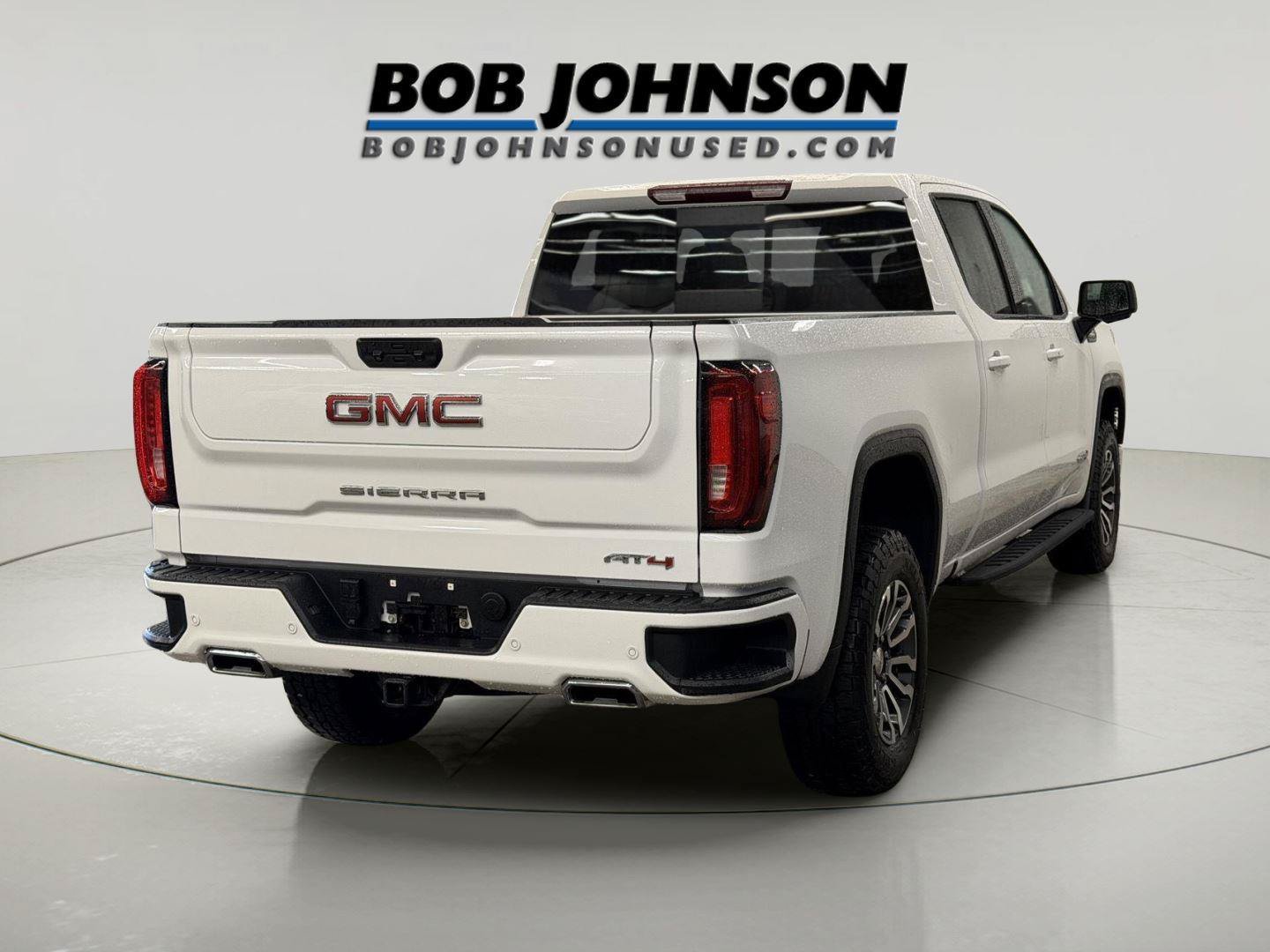 Used 2023 GMC Sierra 1500 AT4 w/ AT4 Premium Package AWD/4WD image 9