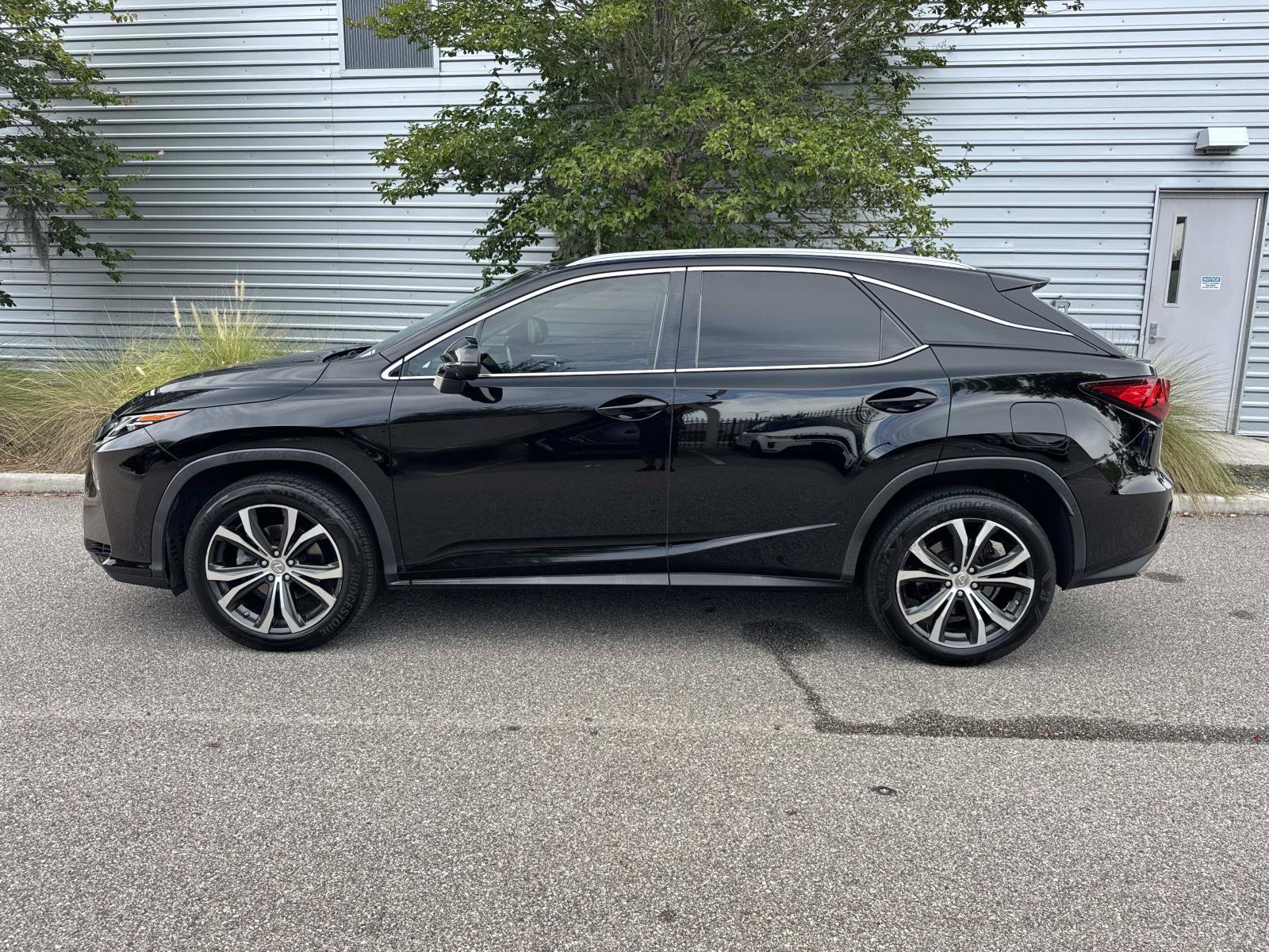 Used 2016 Lexus RX 350 FWD w/ Luxury Package image 2