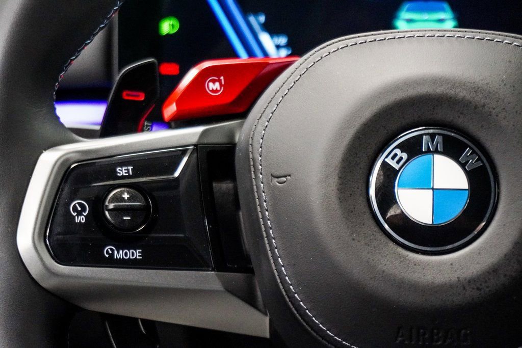 Used 2025 BMW M5 w/ Carbon Package image 29