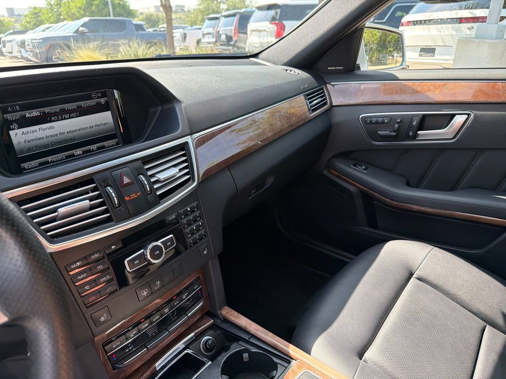 Used 2013 Mercedes-Benz E 350 4MATIC Sedan image 21