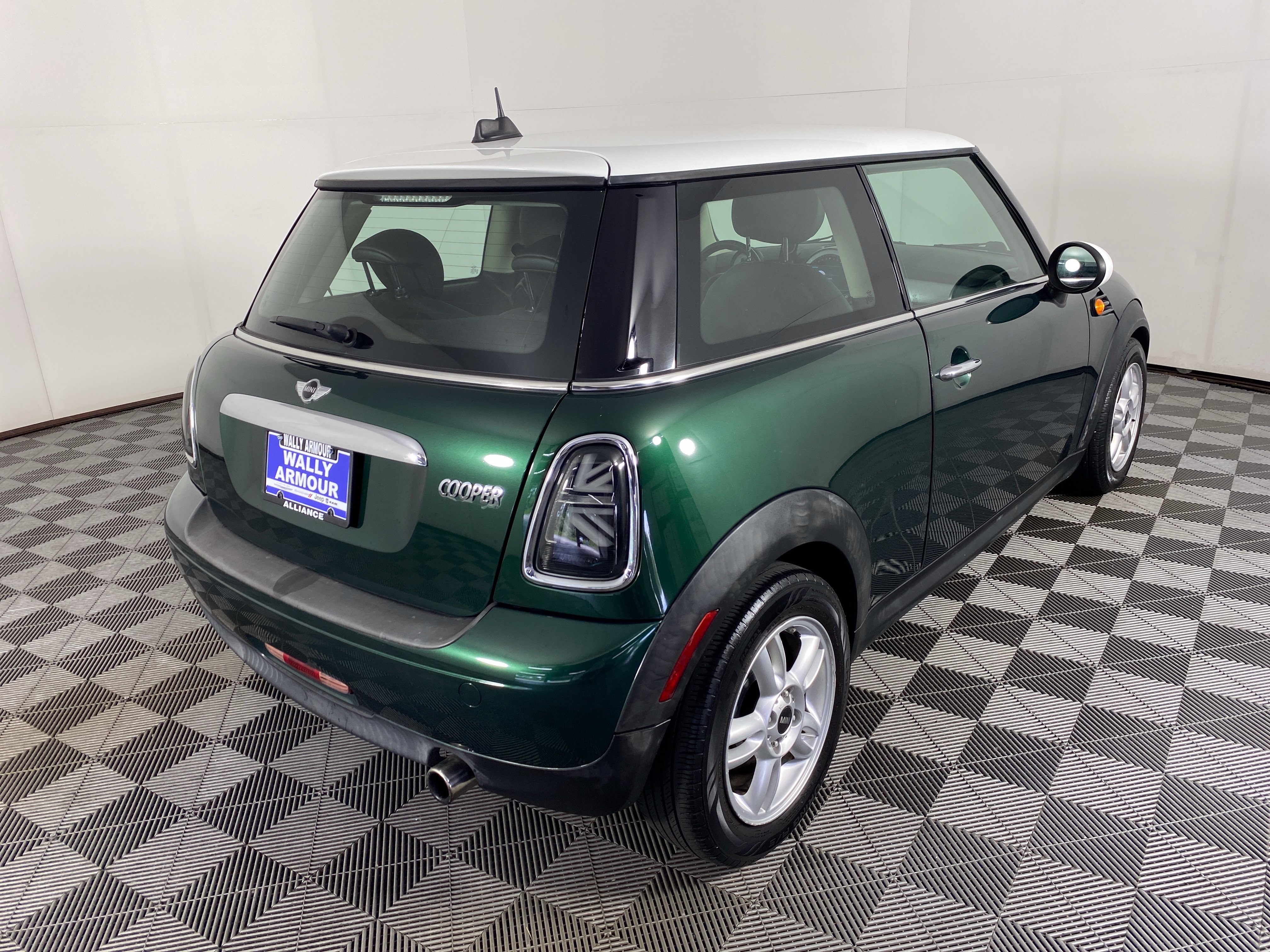 Used 2012 MINI Cooper Hardtop FWD image 5