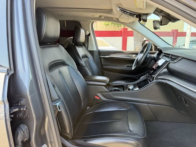 Used 2021 Jeep Grand Cherokee L Limited RWD image 30