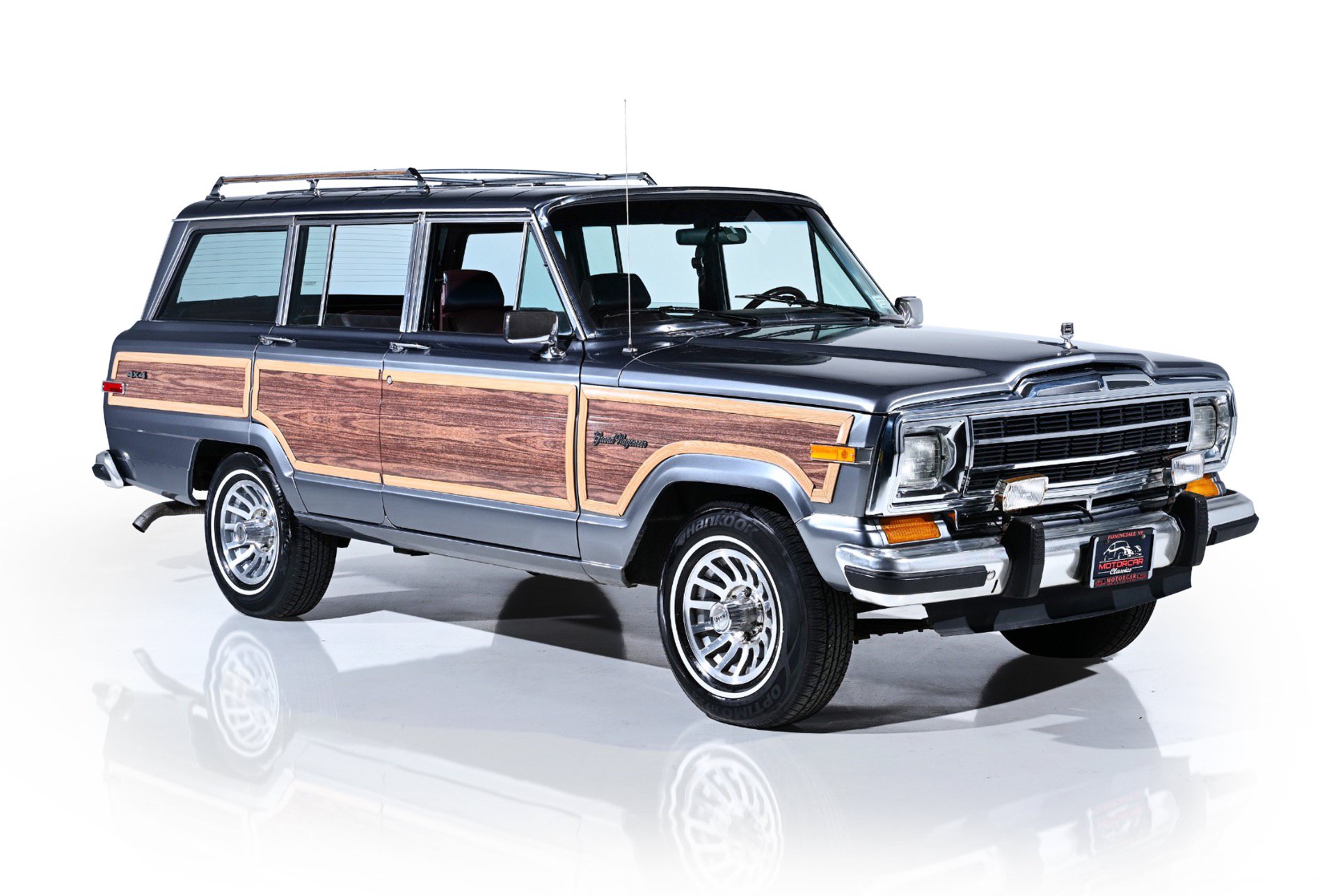 Used 1991 Jeep Grand Wagoneer AWD/4WD image 1