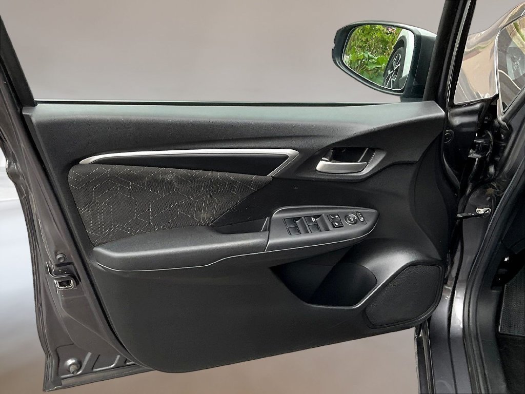 Used 2016 Honda Fit EX image 20