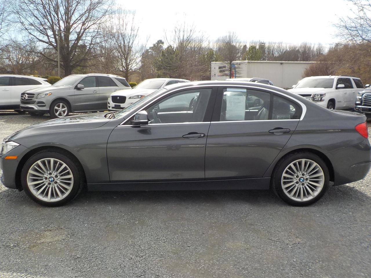 Used 2015 BMW 328i Sedan image 2