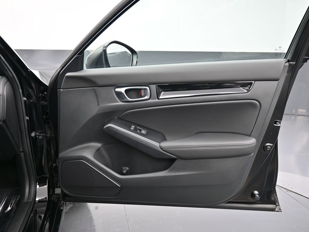 Certified 2025 Honda Civic Sport Touring image 38