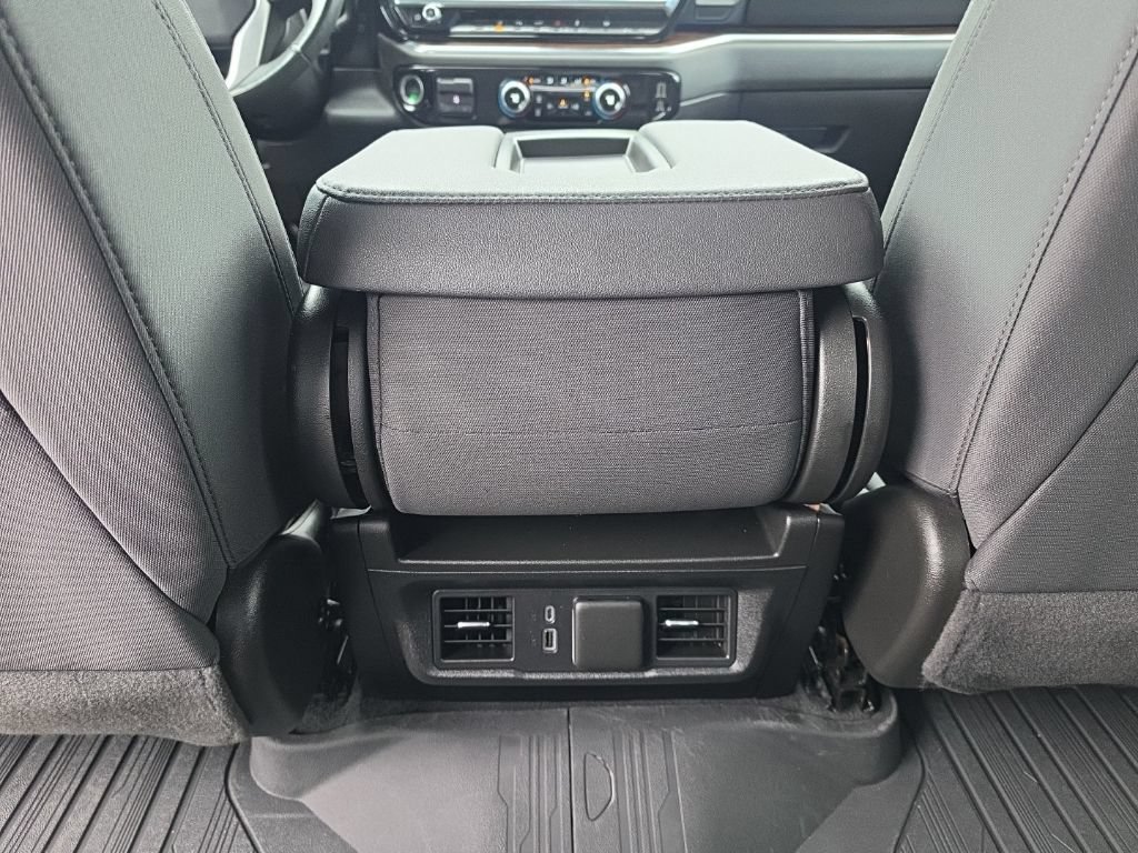 Used 2024 GMC Sierra 3500 SLE AWD/4WD image 25