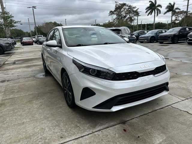Used 2024 Kia Forte LXS FWD image 19