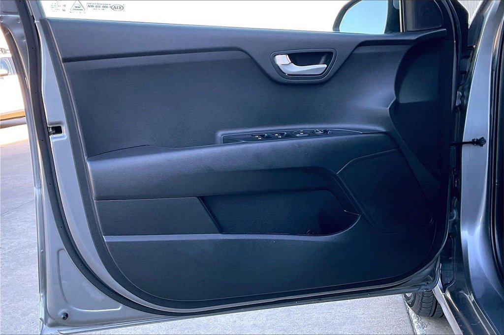 Certified 2021 Kia Rio S image 22