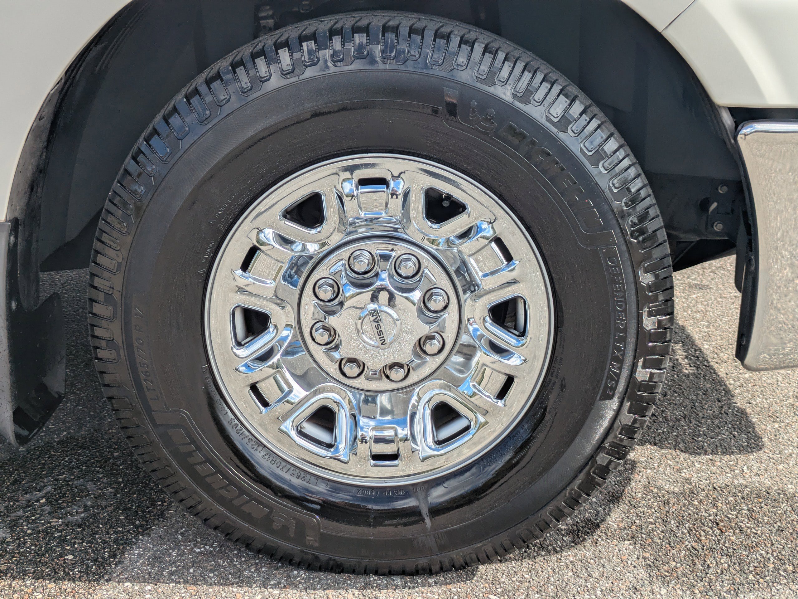 Used 2018 Nissan NV 3500 SL w/ Navigation Package image 11