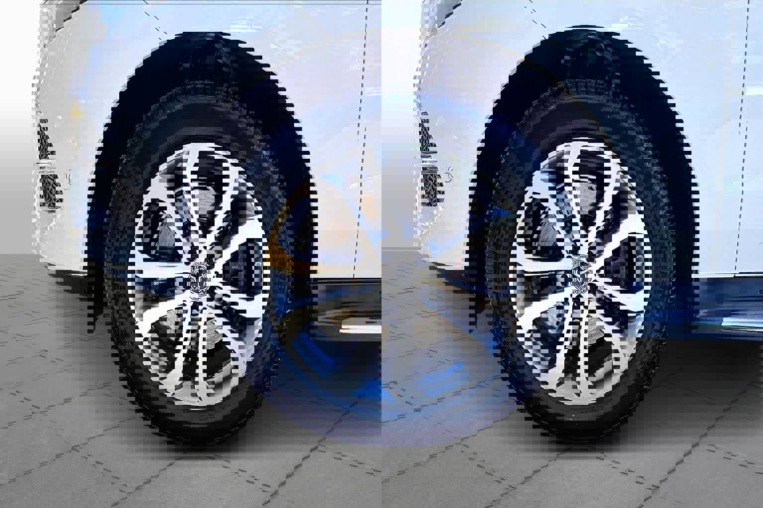 Used 2019 Mercedes-Benz GLE 400 4MATIC image 11