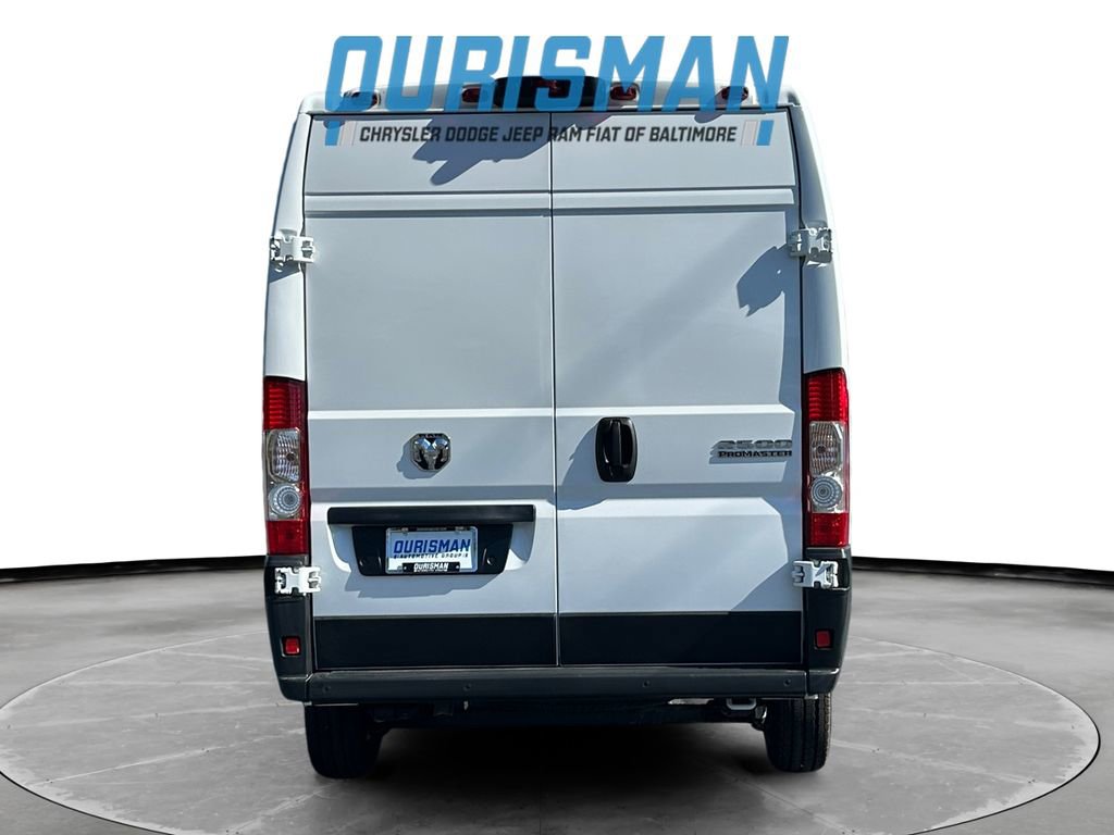 New 2025 RAM ProMaster 2500 w/ Quick Order Package 22G SLT image 5