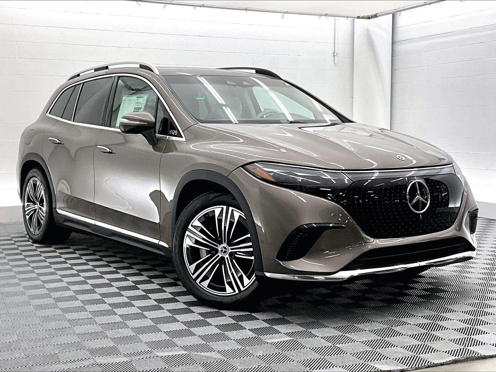 New 2026 Mercedes-Benz EQS 400 4MATIC SUV image 16