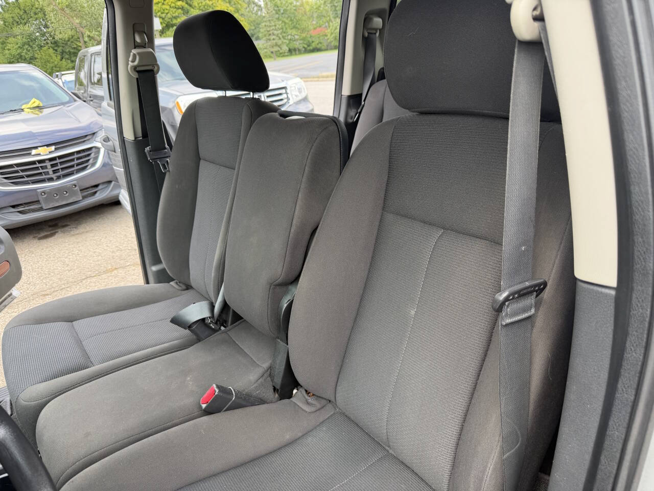 Used 2008 Mitsubishi Raider LS RWD image 24