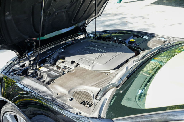 Used 2014 Jaguar XK Convertible image 18