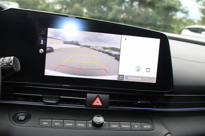 Used 2025 Hyundai Elantra SEL FWD image 13