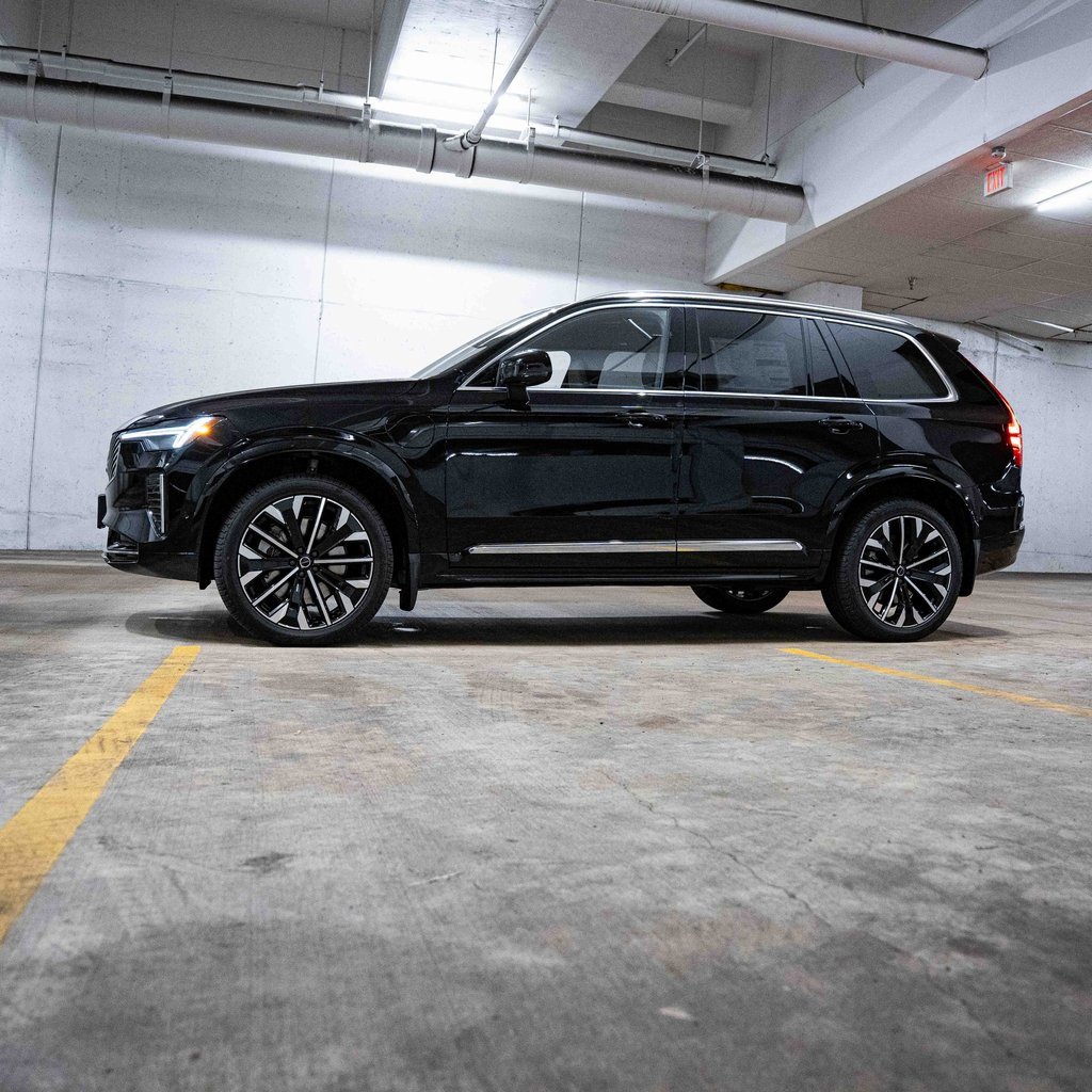 New 2026 Volvo XC90 T8 Plus image 3