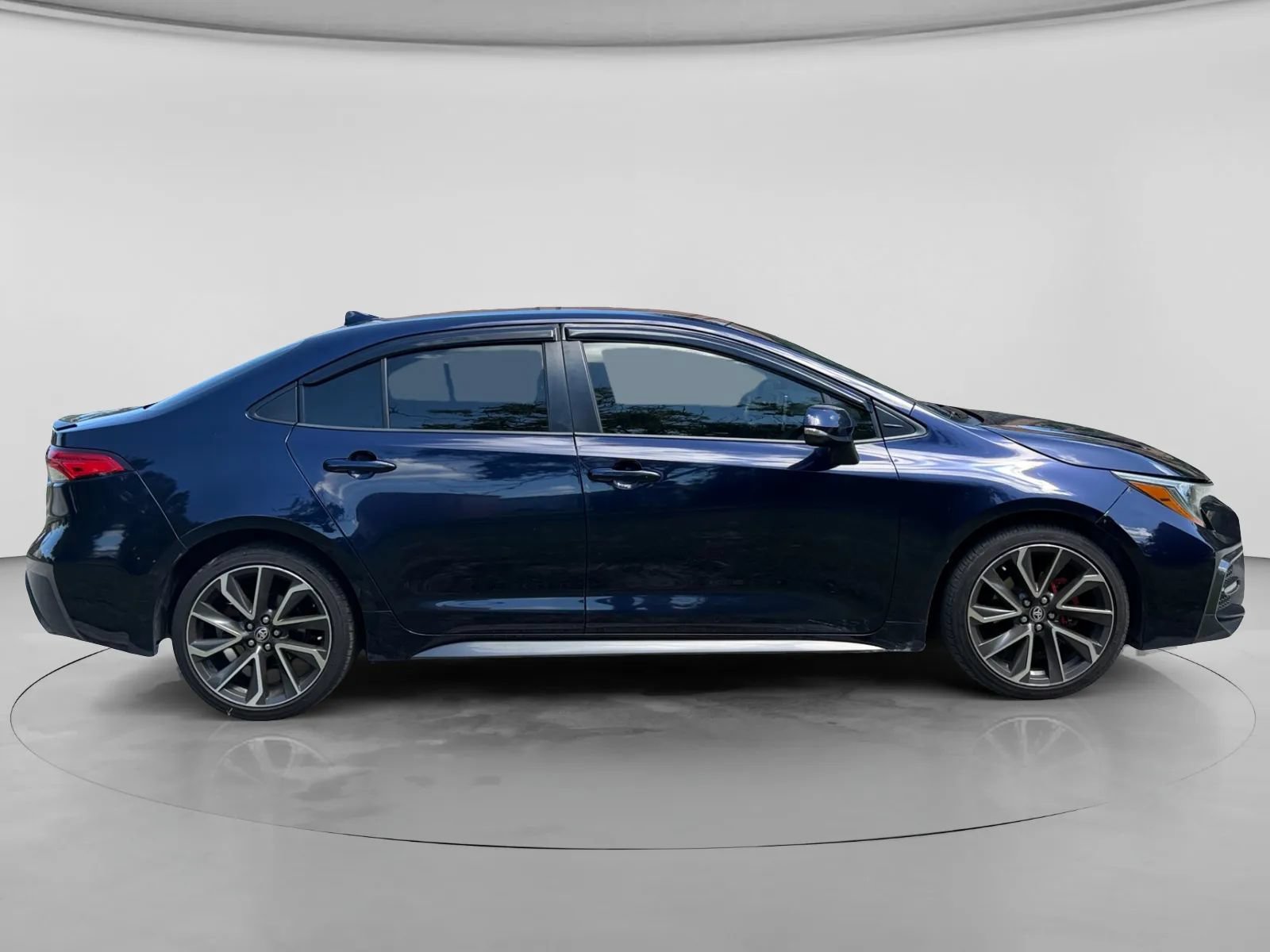 Used 2021 Toyota Corolla SE FWD image 6