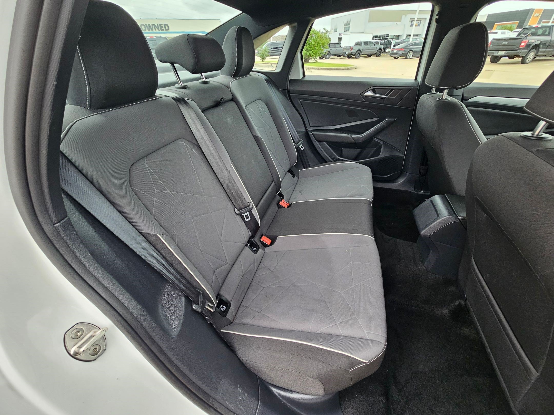 Used 2025 Volkswagen Jetta Sport FWD image 27