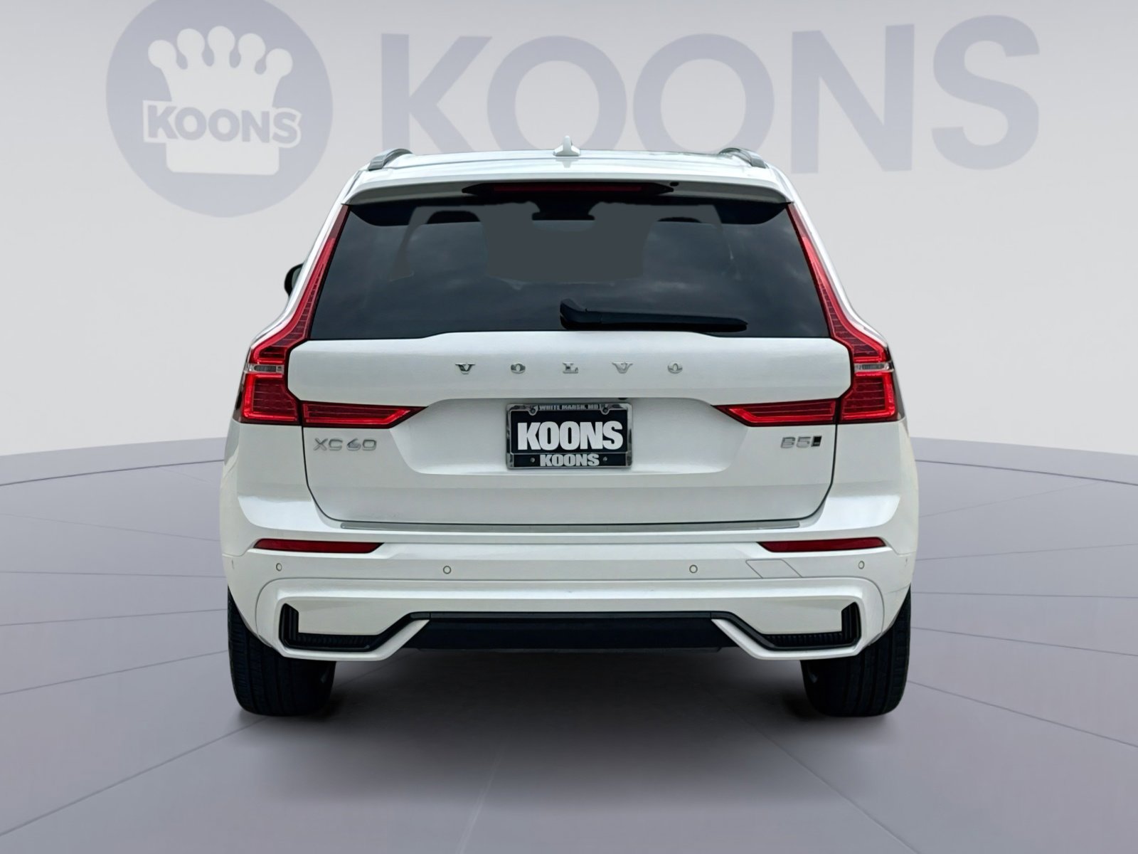 Used 2024 Volvo XC60 B5 Plus w/ Protection Package Premier AWD/4WD image 5