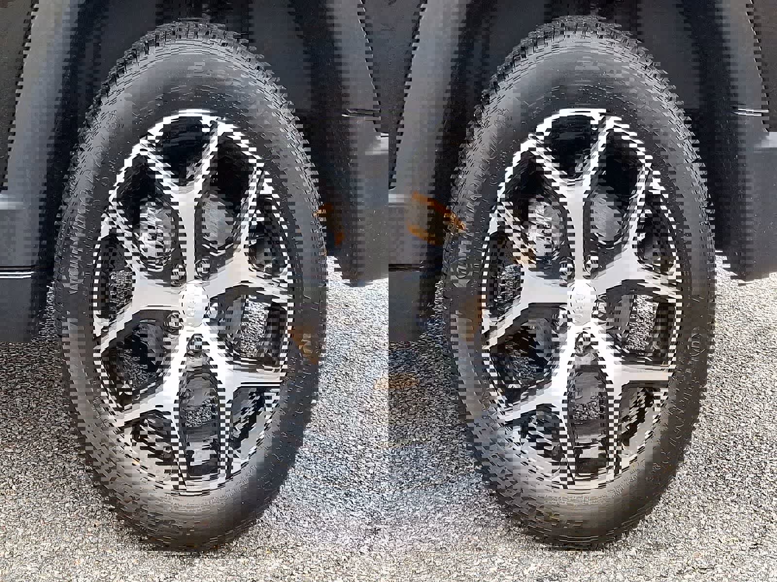 Used 2024 Jeep Compass Limited image 37