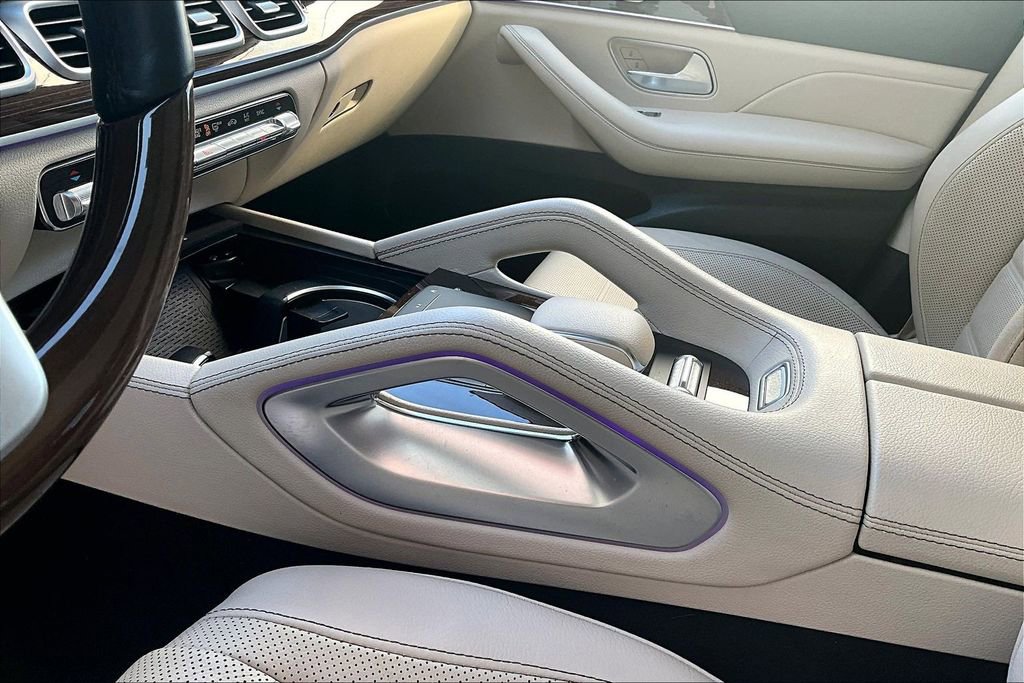 Used 2021 Mercedes-Benz GLS 580 4MATIC image 18