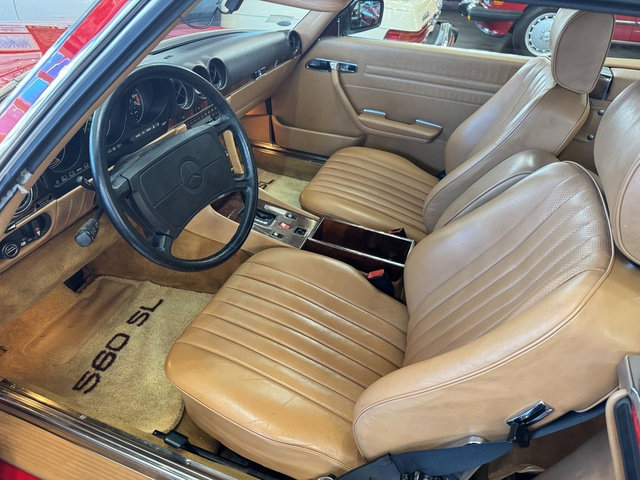 Used 1986 Mercedes-Benz 560 SL image 9