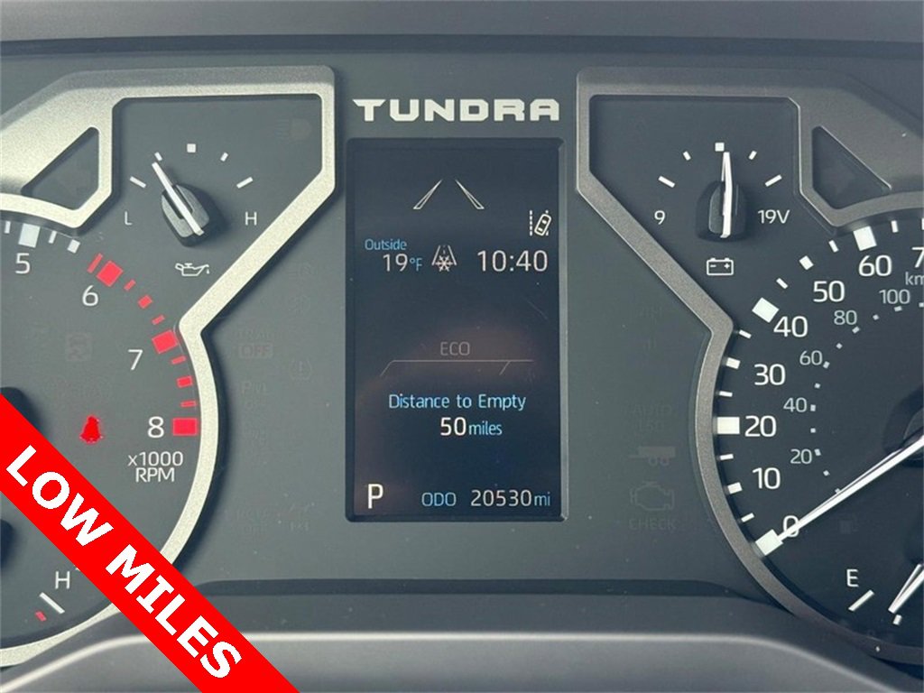Used 2022 Toyota Tundra SR5 w/ SR5 Convenience Package image 18