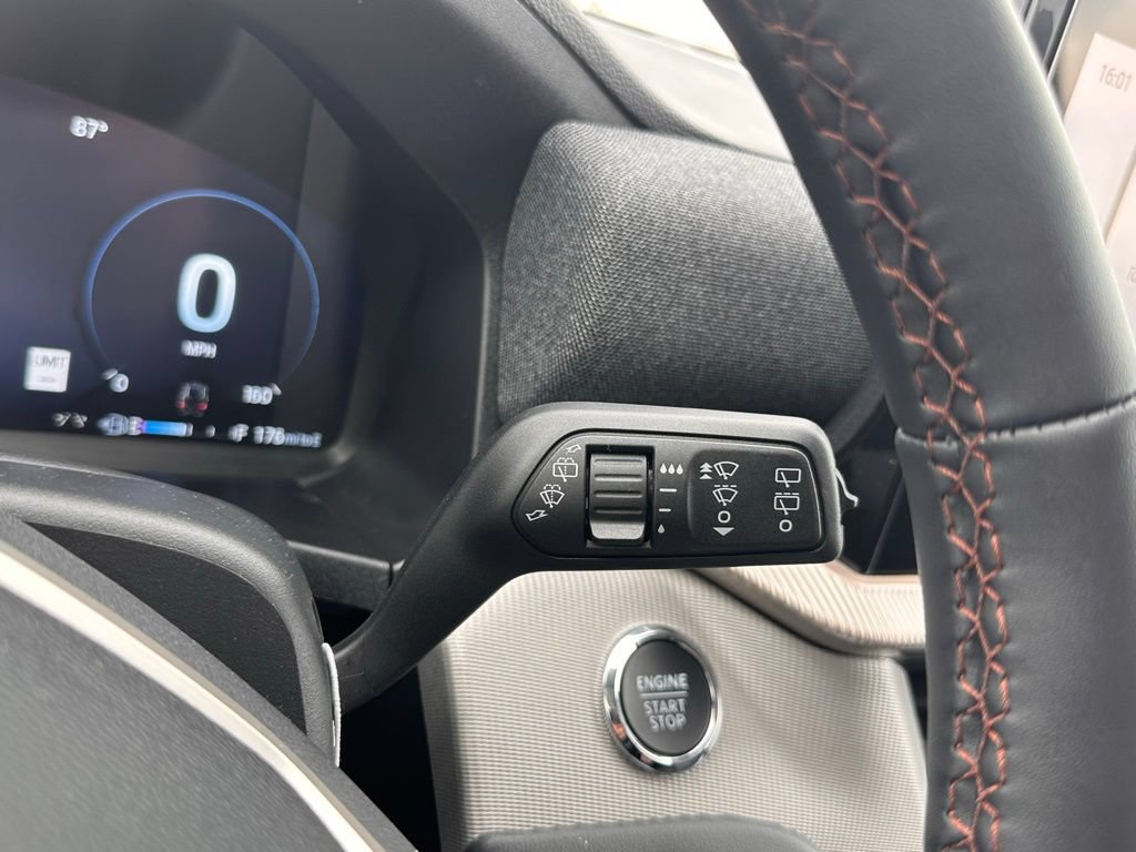New 2026 Ford Explorer Active AWD/4WD image 33