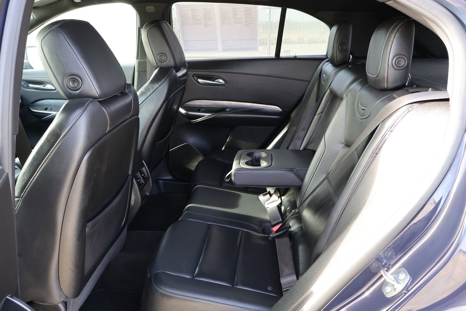 Used 2025 Cadillac XT4 Premium Luxury image 19