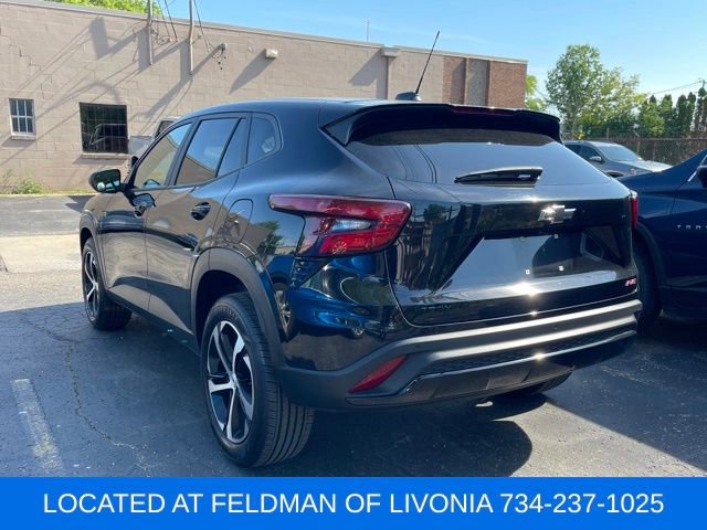 Certified 2024 Chevrolet Trax RS w/ Driver Confidence Package FWD image 2
