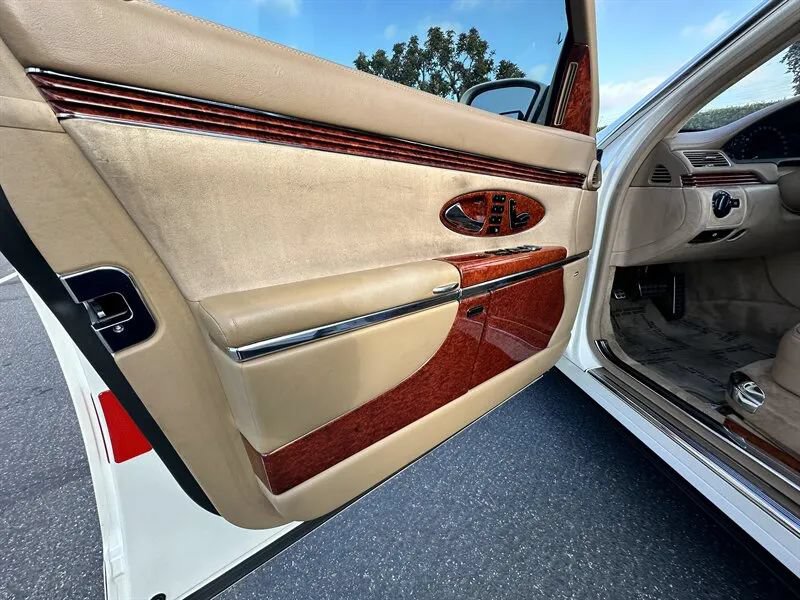 Used 2006 Maybach 57 RWD image 38