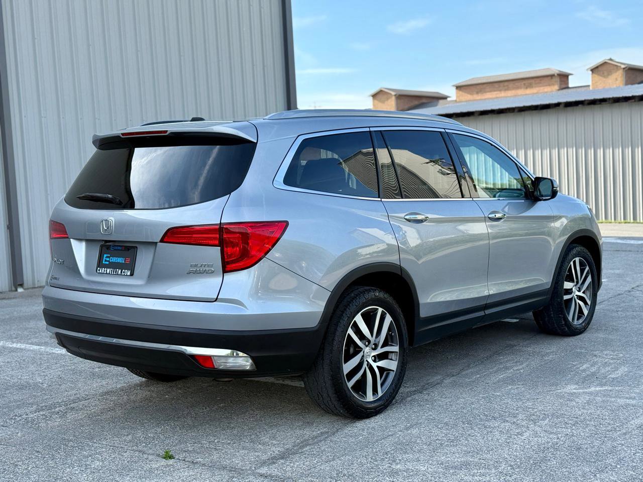 Used 2016 Honda Pilot Elite image 4