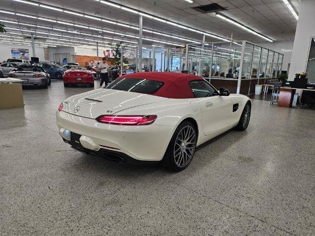 Used 2018 Mercedes-Benz AMG GT Roadster image 5