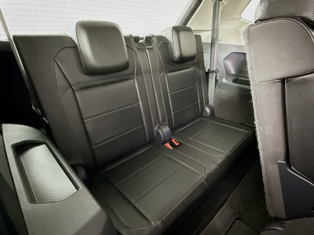 Used 2019 Volkswagen Tiguan SEL image 31