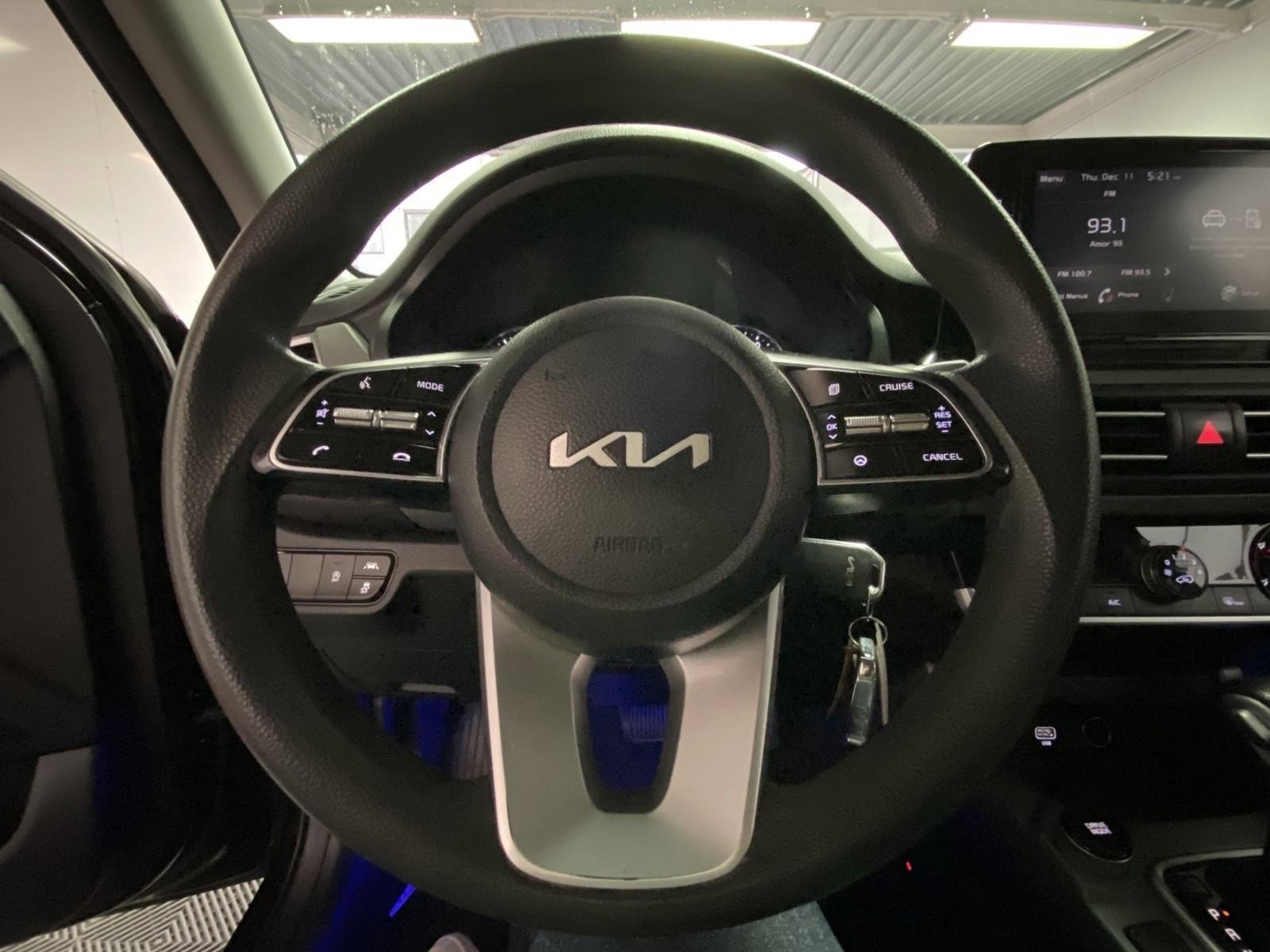 Used 2023 Kia Seltos LX AWD/4WD image 24