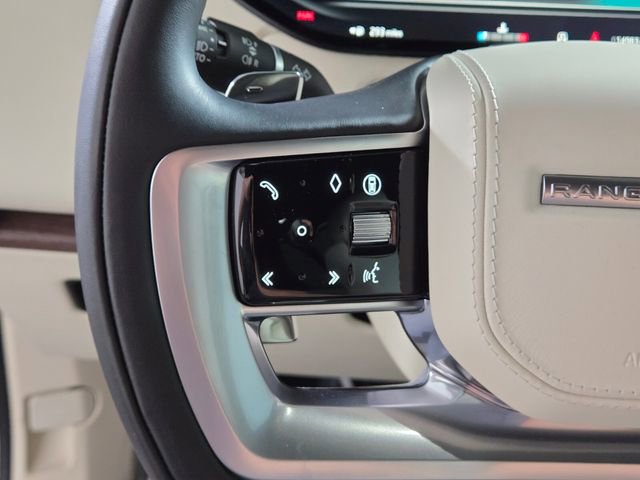 Used 2024 Land Rover Range Rover SE image 32
