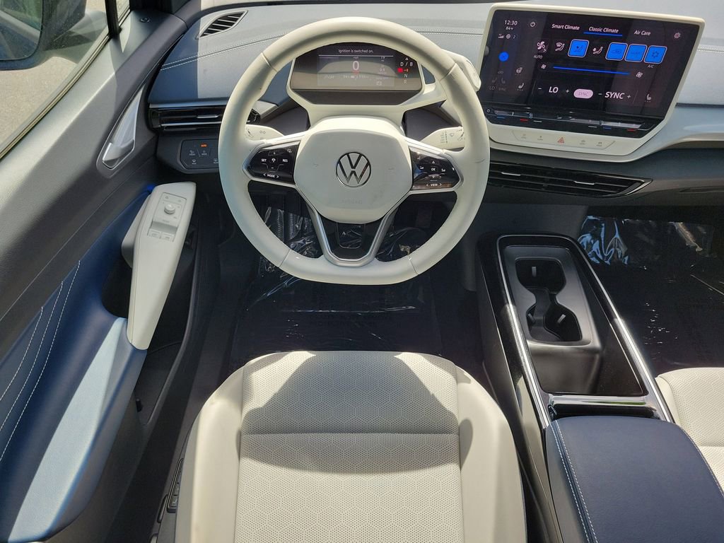 Used 2023 Volkswagen ID.4 S image 14