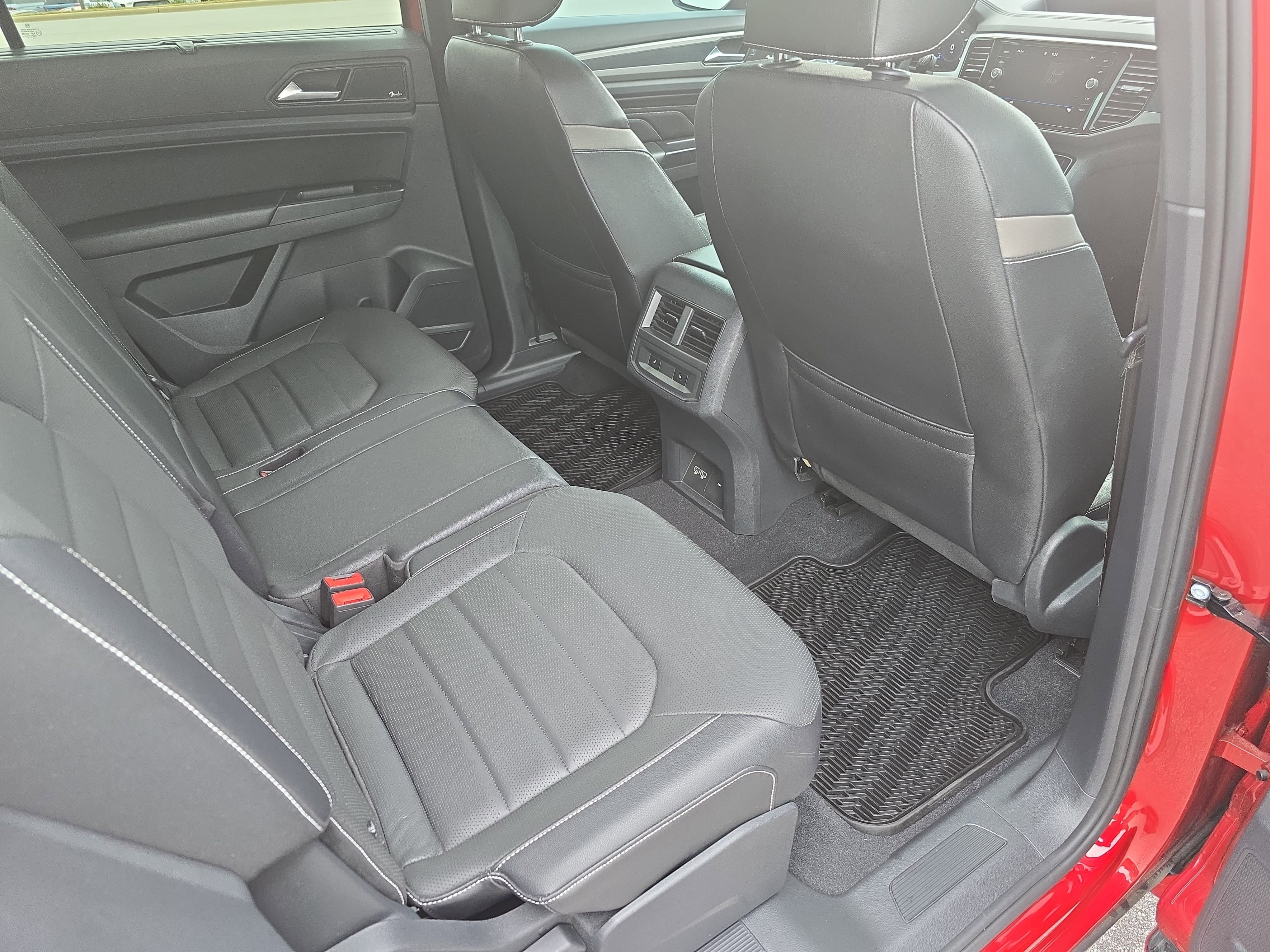 Used 2020 Volkswagen Atlas Cross Sport SEL Premium R-Line image 11