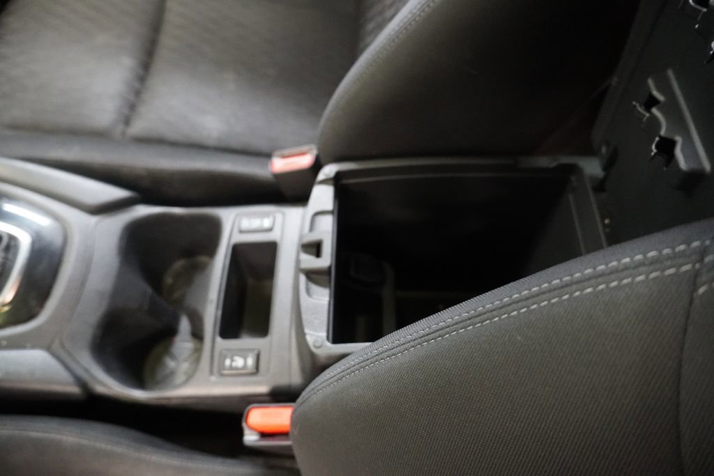 Used 2017 Nissan Rogue SV w/ SV Premium Package AWD/4WD image 24