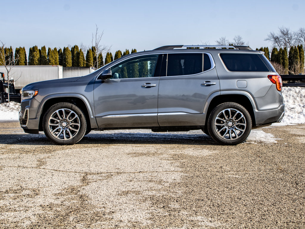 Used 2020 GMC Acadia Denali w/ Technology Package image 4