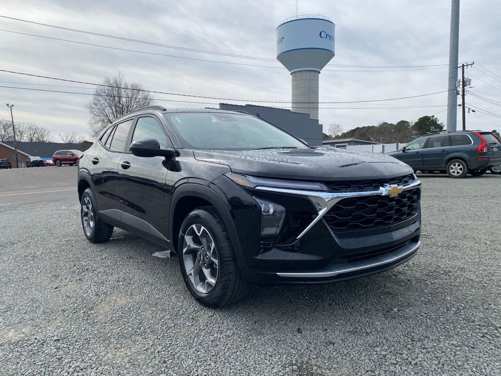 New 2026 Chevrolet Trax LT w/ Driver Confidence Package