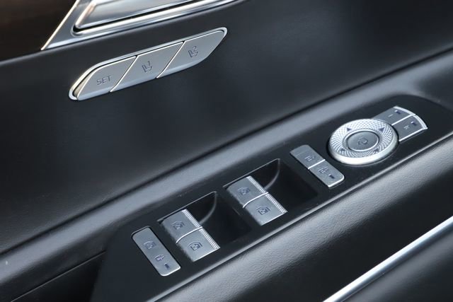 Used 2024 Genesis GV80 2.5T image 17